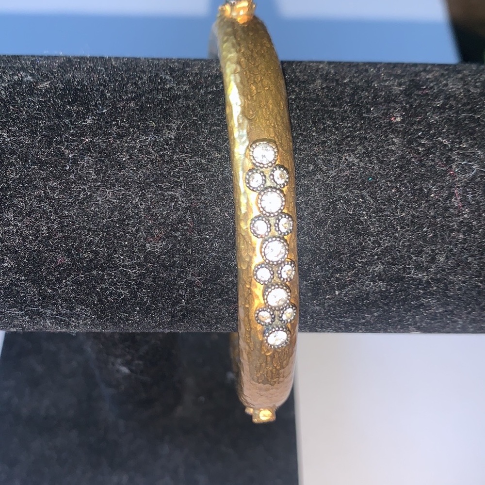 Beautiful bangle - Picture 5 of 9